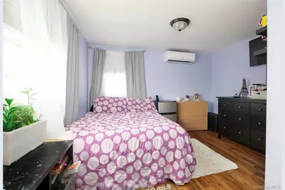 44 Tyler Street, Freeport, NY 11520 - Photo 17