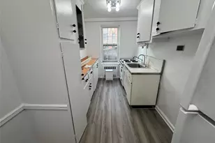 140-21 Burden Crescent, Briarwood, NY 11435 - Photo 11