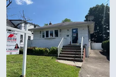 87 W Clinton Avenue, Roosevelt, NY 11575 - Photo 3