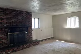 87 W Clinton Ave, Roosevelt, NY 11575 - Photo 9