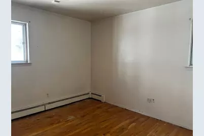 87 W Clinton Avenue, Roosevelt, NY 11575 - Photo 21