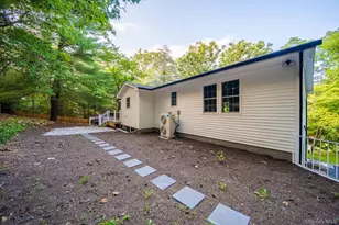 368 Landing Ave, Smithtown, NY 11787 - Photo 25