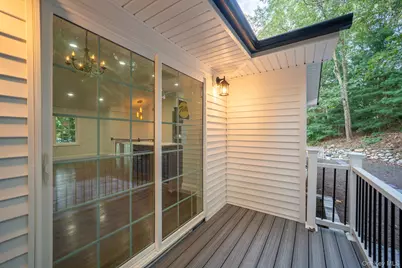 368 Landing Avenue, Smithtown, NY 11787 - Photo 23