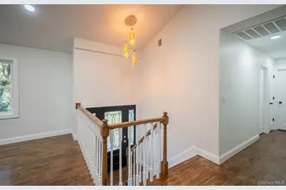 368 Landing Avenue, Smithtown, NY 11787 - Photo 7