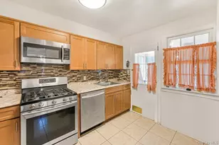 60 Gramercy Ave, Yonkers, NY 10701 - Photo 5