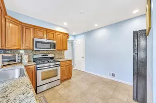 336 Princeton St, Westbury, NY 11590 - Photo 5