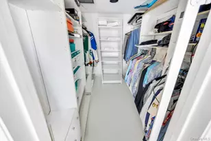 34 Gloria Pl, Plainview, NY 11803 - Photo 31