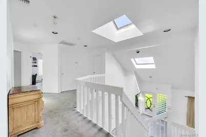 34 Gloria Place, Plainview, NY 11803 - Photo 21