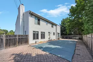 34 Gloria Pl, Plainview, NY 11803 - Photo 33