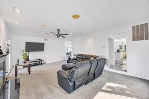 34 Gloria Pl, Plainview, NY 11803 - Photo 11