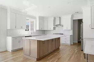32 Massapequa Ave, Massapequa Park, NY 11762 - Photo 17