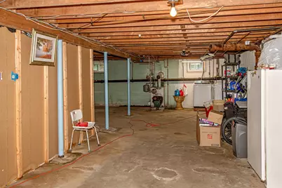 35 Anna Street, Bay Shore, NY 11706 - Photo 9