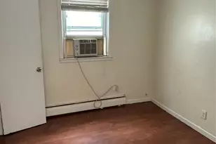 61-51 Borden Ave, Maspeth, NY 11378 - Photo 7