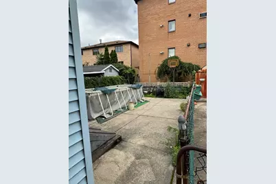 61-51 Borden Avenue, Maspeth, NY 11378 - Photo 19