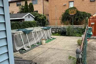 61-51 Borden Ave, Maspeth, NY 11378 - Photo 19