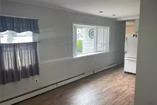 12 Slate Ln, Levittown, NY 11756 - Photo 13