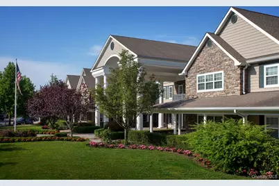 162 Adams Way #162, Sayville, NY 11782 - Photo 7