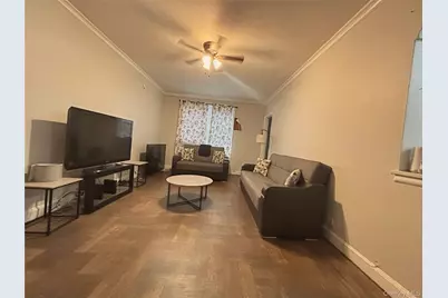 463 E 178 Street #4C, Bronx, NY 10457 - Photo 1