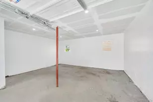 272 N Columbus Ave, Freeport, NY 11520 - Photo 21