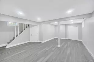 272 N Columbus Ave, Freeport, NY 11520 - Photo 19