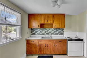 181 Maple Ave, East Meadow, NY 11554 - Photo 19