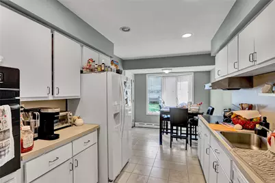 181 Maple Avenue, East Meadow, NY 11554 - Photo 9