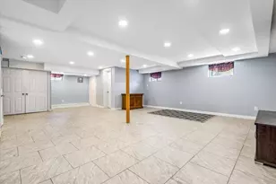 211-08 69th Ave, Oakland Gardens, NY 11364 - Photo 13