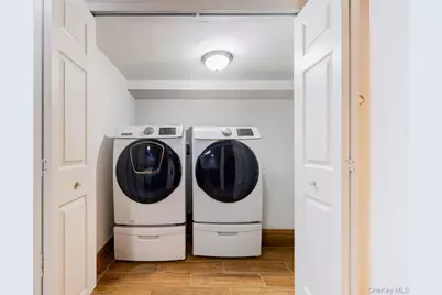 1050 E 232nd Street, Bronx, NY 10466 - Photo 17