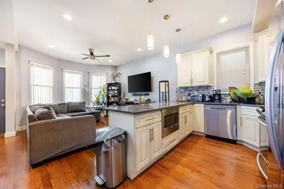 1050 E 232nd Street, Bronx, NY 10466 - Photo 7