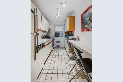 7502 Austin Street #1L, Forest Hills, NY 11375 - Photo 9