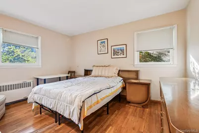 22 Reynolds Road, Glen Cove, NY 11542 - Photo 13