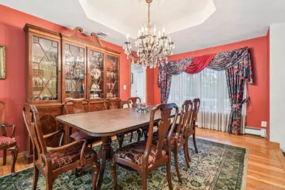 22 Reynolds Road, Glen Cove, NY 11542 - Photo 7