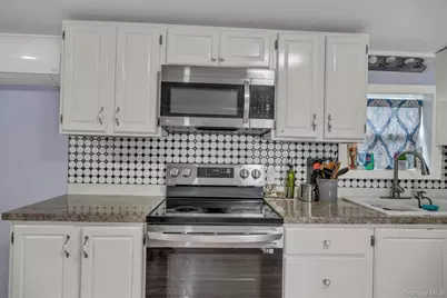 1795 Osborn Avenue #54, Riverhead, NY 11901 - Photo 17