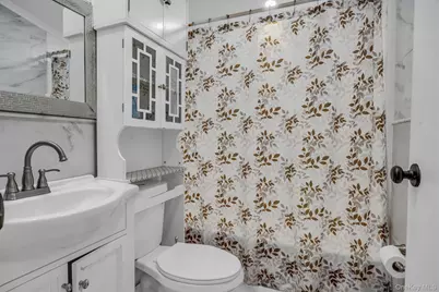 1795 Osborn Avenue #54, Riverhead, NY 11901 - Photo 7