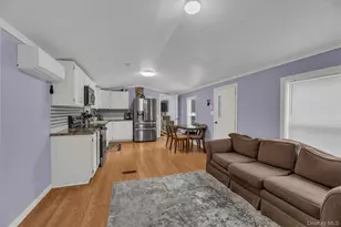 1795 Osborn Ave, Riverhead, NY 11901 - Photo 19