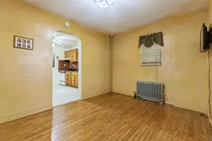 164-27 109th Dr, Jamaica, NY 11433 - Photo 7