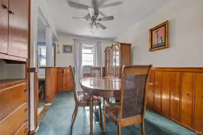 34 Heath Place, Hempstead, NY 11550 - Photo 5