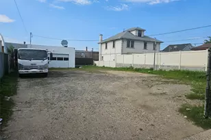 34 Pearl St, Inwood, NY 11096 - Photo 1