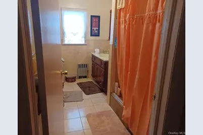 17710 Troutville Road, Jamaica, NY 11434 - Photo 5