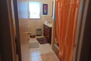 177-10 Troutville Rd, Jamaica, NY 11434 - Photo 5