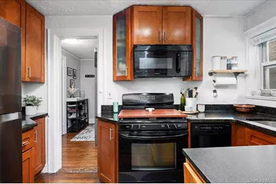 512 Mamaroneck Avenue #E, White Plains, NY 10605 - Photo 7