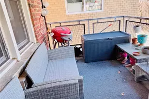 241-20 Northern Blvd, Douglaston, NY 11362 - Photo 17