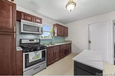 930 Morris Park Avenue, Bronx, NY 10462 - Photo 7