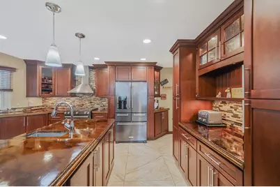 130 Parkside Avenue, Miller Place, NY 11764 - Photo 5