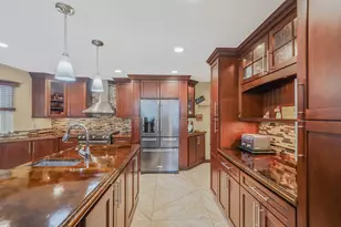 130 Parkside Ave, Miller Place, NY 11764 - Photo 5