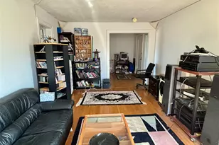 1 Ascot Ridge, Great Neck, NY 11021 - Photo 5