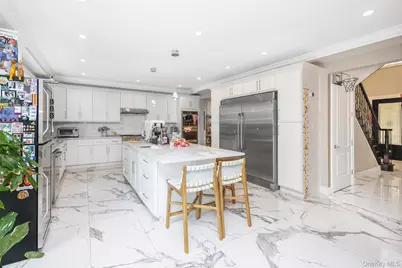 90 Baker Hill Road, Great Neck, NY 11023 - Photo 13