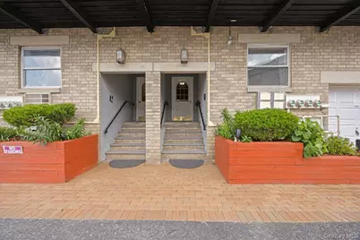 10 Pennyfield Avenue #8B, Bronx, NY 10465 - Photo 31