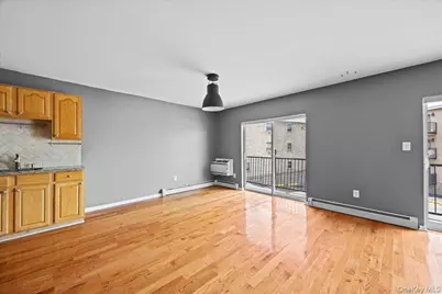 10 Pennyfield Avenue #8B, Bronx, NY 10465 - Photo 25