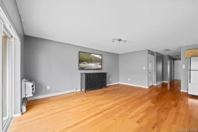 10 Pennyfield Avenue #8B, Bronx, NY 10465 - Photo 23